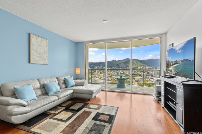 This is your opportunity to own a piece of paradise in world - Beach Condo for sale in Honolulu, Hawaii on Beachhouse.com