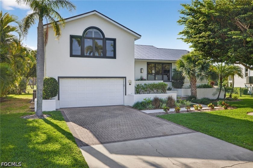 Welcome to 1304 Par View Drive, where comfort, style, and - Beach Home for sale in Sanibel, Florida on Beachhouse.com