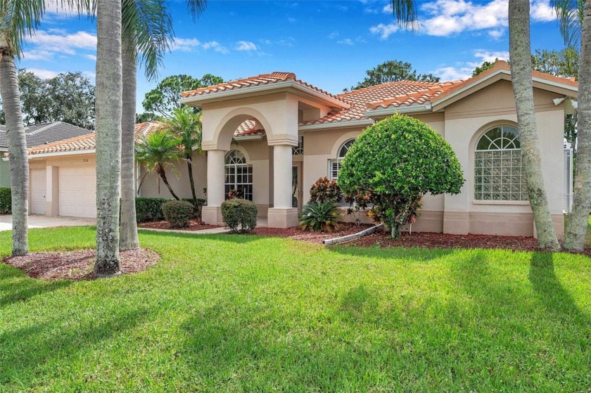 Welcome to the very popular Crescent Oaks. If you are looking - Beach Home for sale in Tarpon Springs, Florida on Beachhouse.com