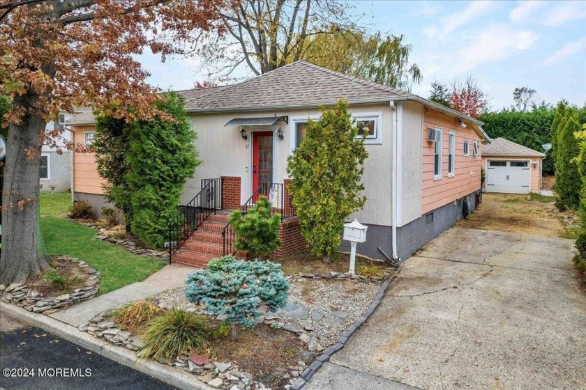 Renovate, Expand or Build your Dream House on this exceptional - Beach Home for sale in Rumson, New Jersey on Beachhouse.com