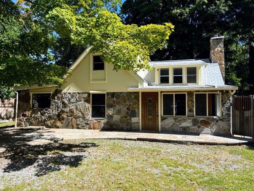 Over the past several years the owner has made renovations and - Beach Home for sale in Old Lyme, Connecticut on Beachhouse.com