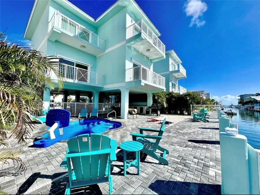 Experience island living at its finest in this beautiful Florida - Beach Home for sale in Marathon, Florida on Beachhouse.com