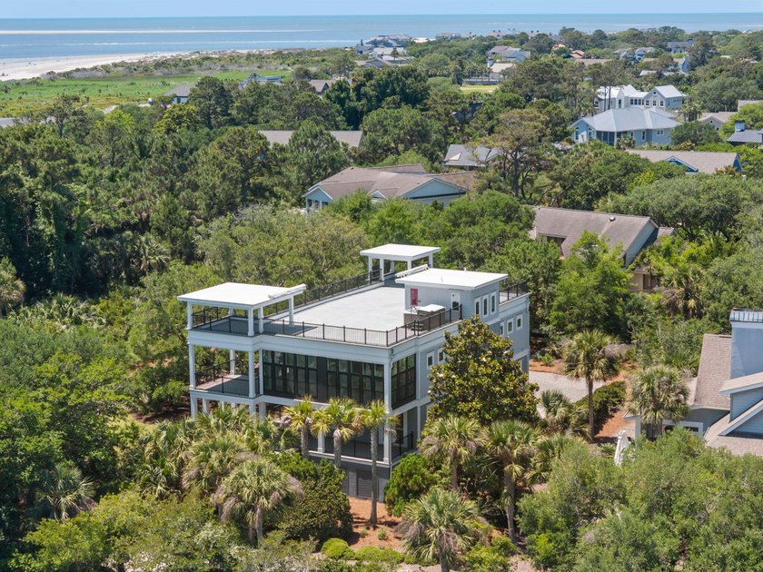 Incredible marvel of a home on Seabrook Island, perfectly - Beach Home for sale in Seabrook Island, South Carolina on Beachhouse.com