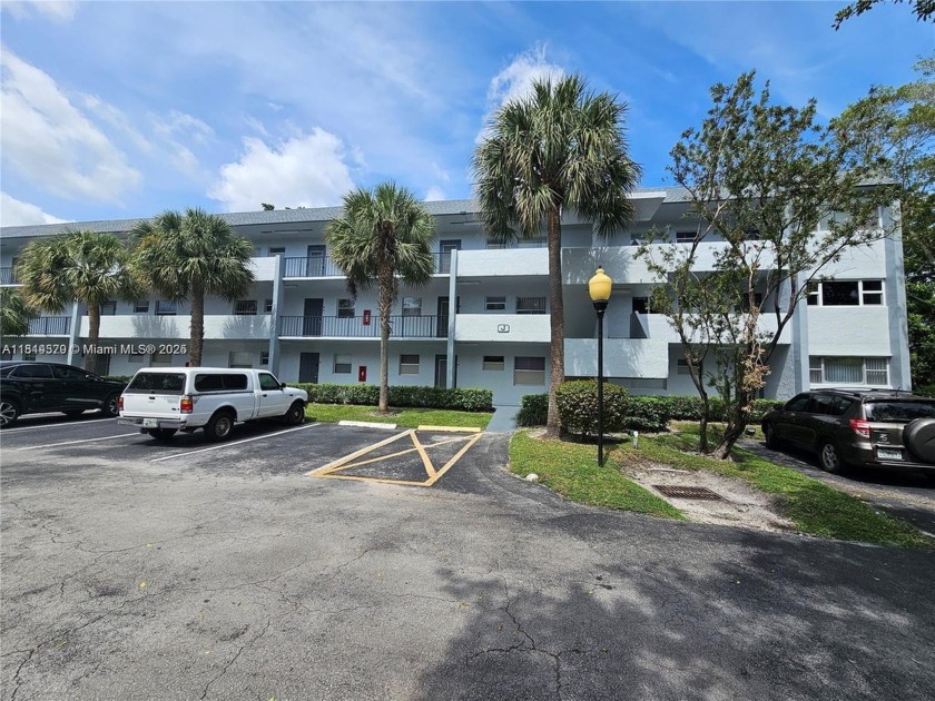 Discover the perfect blend of comfort and style in this - Beach Condo for sale in Tamarac, Florida on Beachhouse.com