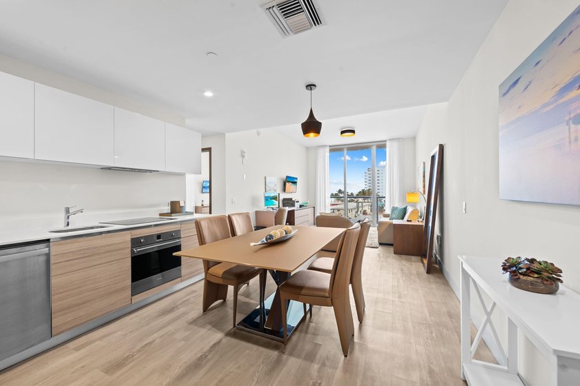 Oceanfront views and coastal light define this stunning S/E - Beach Condo for sale in Hollywood, Florida on Beachhouse.com
