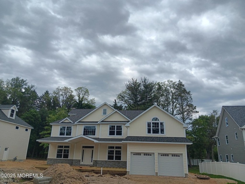 FEATURED LISTING! LOCATION LOCATION LOCATION! ~ Welcome to The - Beach Home for sale in Toms River, New Jersey on Beachhouse.com