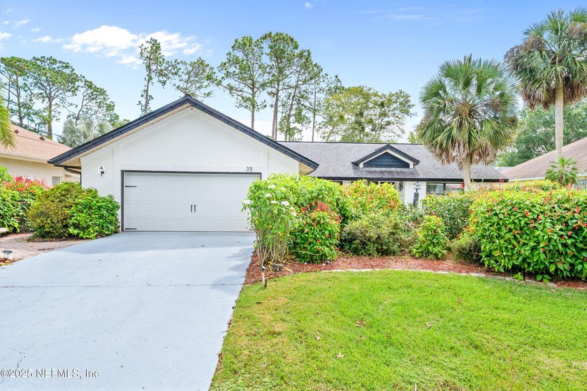 Beautiful 3-bedroom, 2-bath home offering an open layout and - Beach Home for sale in Palm Coast, Florida on Beachhouse.com