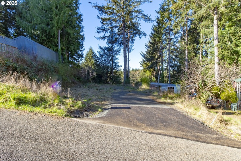 Build your dream home on this 0.18-acre cleared lot in Florence - Beach Lot for sale in Florence, Oregon on Beachhouse.com