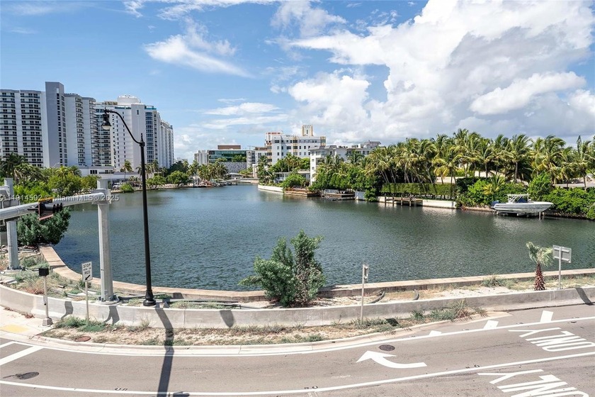 Stunning Corner Condo with Breathtaking Views - Lake Beach Club - Beach Condo for sale in Miami Beach, Florida on Beachhouse.com