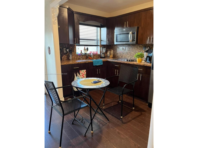 55+ Beautifully Decorated Sunrise Lakes Phase 3 Community. Walk - Beach Condo for sale in Sunrise, Florida on Beachhouse.com