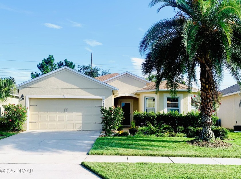 SUBJECT HOME IS A 2017 BUILT D.R. HORTON SPLIT PLAN MODEL HOME - Beach Home for sale in New Smyrna Beach, Florida on Beachhouse.com