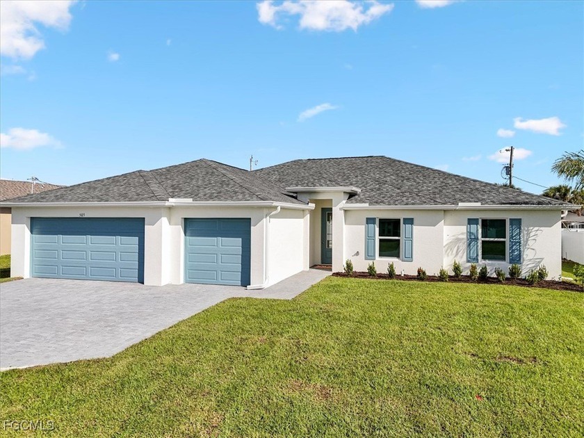 SPACIOUS POOL HOME WITH DUAL PRIMARY SUITES! Welcome to the - Beach Home for sale in Cape Coral, Florida on Beachhouse.com