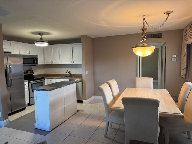 Location Location ! Don't miss the opportunity to live it this - Beach Condo for sale in Delray Beach, Florida on Beachhouse.com