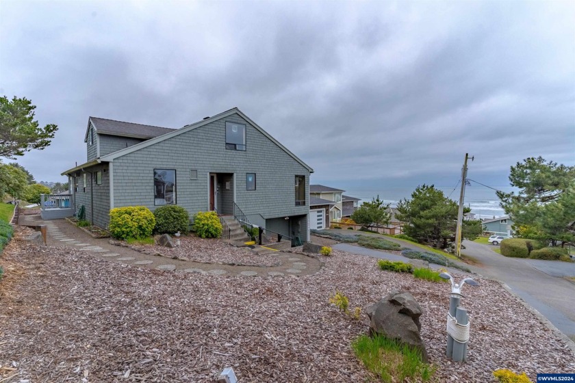 Accepted Offer with Contingenciese take a look at this - Beach Home for sale in Lincoln City, Oregon on Beachhouse.com