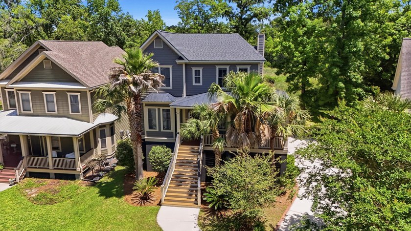 Welcome to 8577 Refuge Pointe Circle in The Refuge at Whitehall - Beach Home for sale in North Charleston, South Carolina on Beachhouse.com