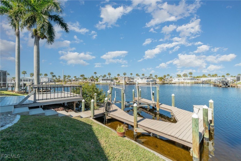 Gulf Access Gem Just Minutes from Fort Myers Beach! Opportunity - Beach Home for sale in Fort Myers Beach, Florida on Beachhouse.com