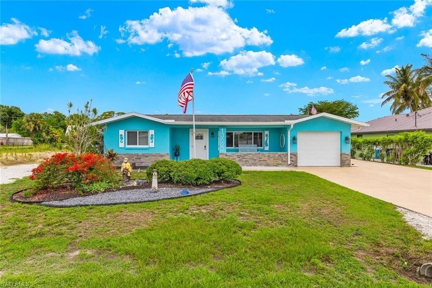 Seller will contribute to buyer's closing costs on this - Beach Home for sale in Fort Myers, Florida on Beachhouse.com