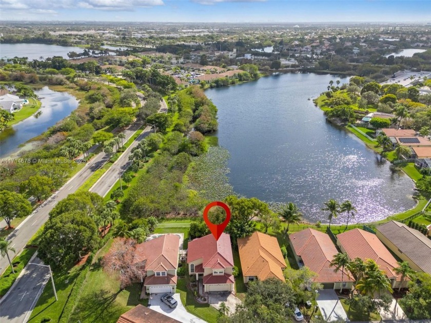 Welcome to this 2 story home in the sought after villages. This - Beach Home for sale in Pembroke Pines, Florida on Beachhouse.com