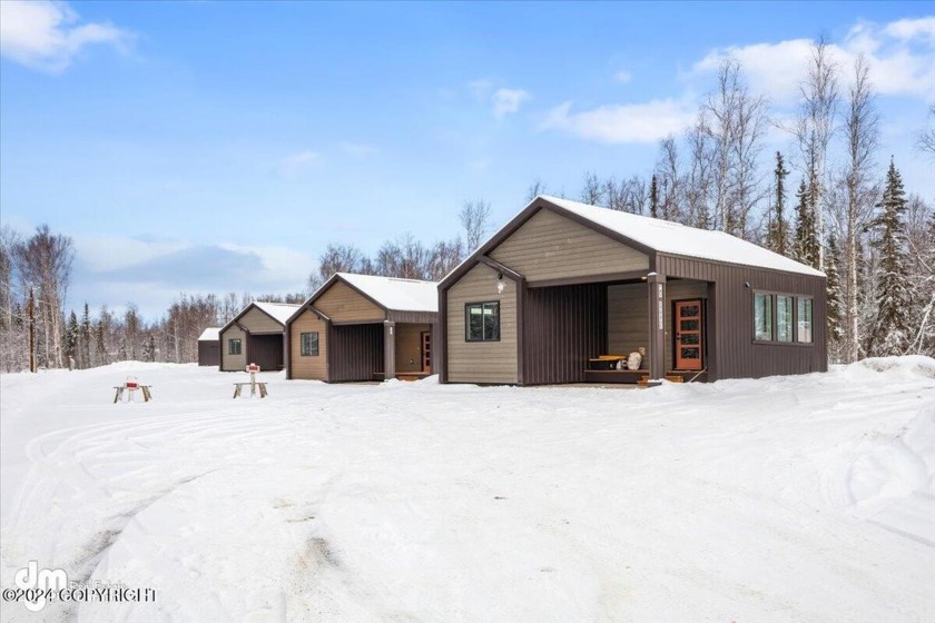 Brand New and First Class .Private, quiet, sprawling 2 acres - Beach Home for sale in Wasilla, Alaska on Beachhouse.com