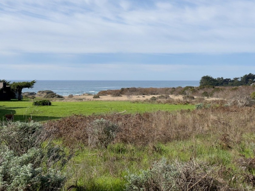 This is your chance to build a stunning home on a sunny 0.43 - Beach Lot for sale in Sea Ranch, California on Beachhouse.com