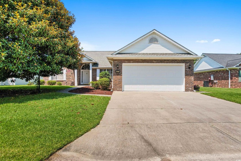 Welcome to this 3 bedroom, 2 bathroom single level all brick - Beach Home for sale in Little River, South Carolina on Beachhouse.com