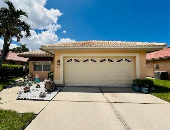 ***THIS ARTHUR RUTENBERG HOME IS BUILT STRONG TO GIVE YOU PEACE - Beach Home for sale in Bradenton, Florida on Beachhouse.com