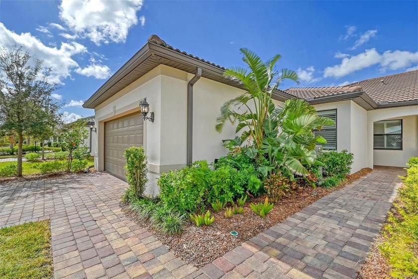 Enjoy the ultimate resort lifestyle in this premier 55 Plus - Beach Home for sale in Lakewood Ranch, Florida on Beachhouse.com