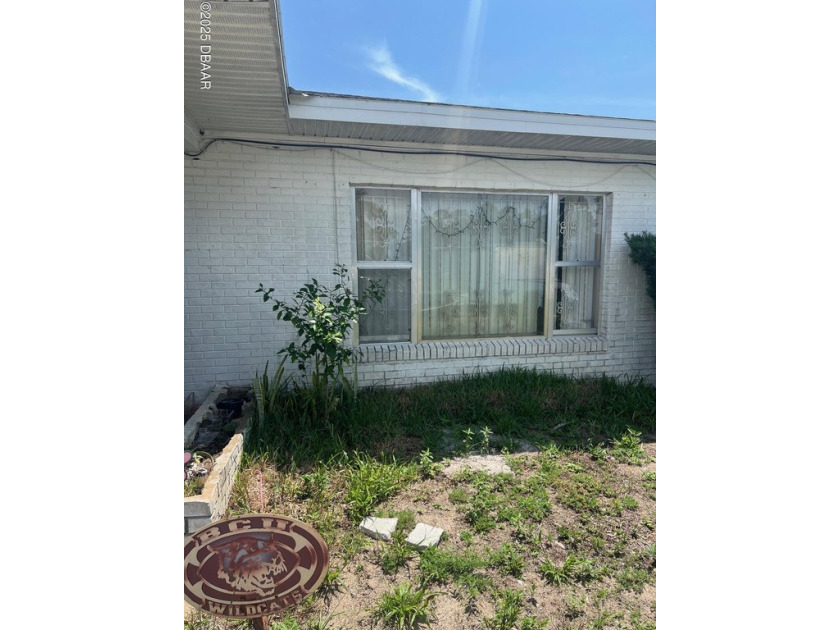 This home will need total renovation. No appliances except water - Beach Home for sale in Daytona Beach, Florida on Beachhouse.com
