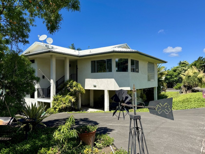 This home was full of love and happy vibes and is waiting for a - Beach Home for sale in Kailua Kona, Hawaii on Beachhouse.com