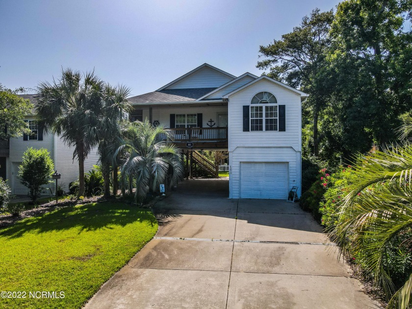 You are going to love this house!! ELEVATOR!!! FURNISHED W/FEW - Beach Home for sale in Oak Island, North Carolina on Beachhouse.com