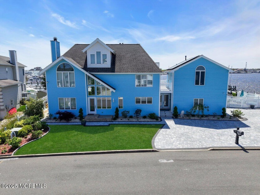 **This is a coming soon listing and cannot be shown until - Beach Home for sale in Toms River, New Jersey on Beachhouse.com