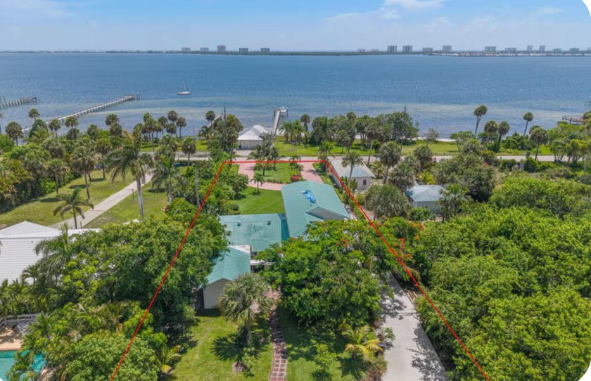 Stunning 3-acre waterfront estate on Indian River Drive! This - Beach Home for sale in Jensen Beach, Florida on Beachhouse.com