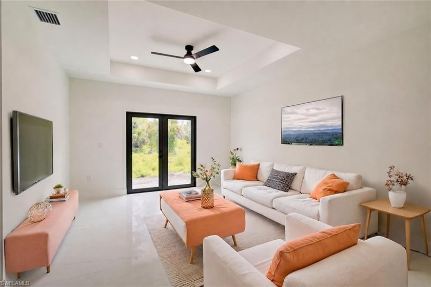 BUILDER INCENTIVES AVAILABLE! Up to $10,000 Toward Buyer's - Beach Townhome/Townhouse for sale in Lehigh Acres, Florida on Beachhouse.com