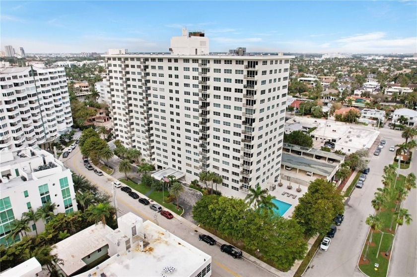 Step into your dream home! This 2-bedroom, 2-bathroom condo is - Beach Condo for sale in Fort Lauderdale, Florida on Beachhouse.com