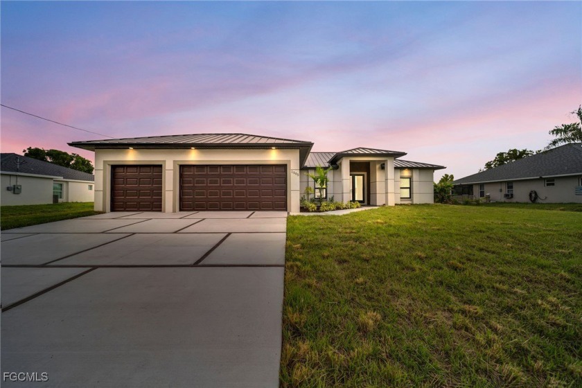 This 4-bedroom, 2-bath home offers approximately 1,800 sq ft - Beach Home for sale in Cape Coral, Florida on Beachhouse.com