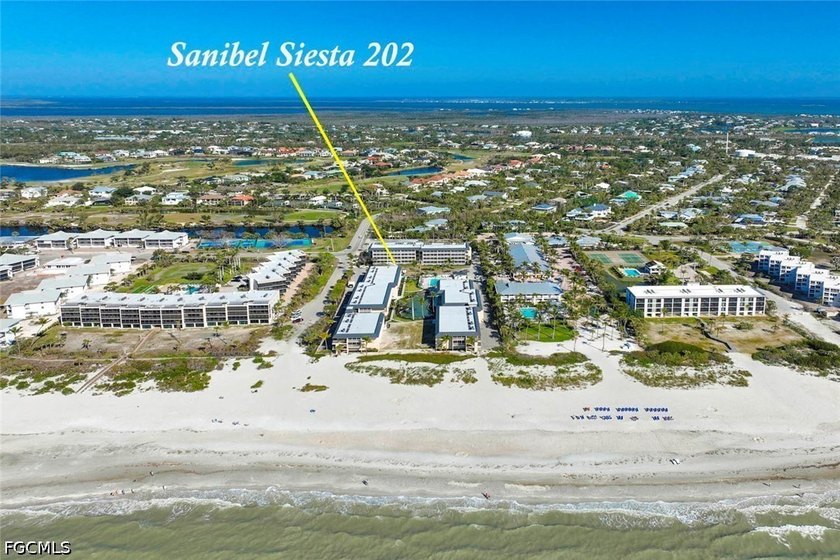 Your Beach Getaway Awaits! This stunning 2-bedroom, 2-bath condo - Beach Condo for sale in Sanibel, Florida on Beachhouse.com