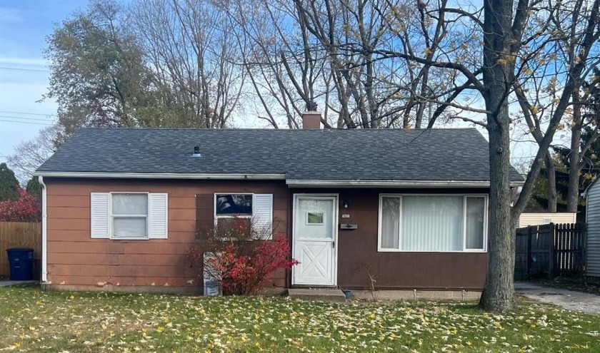 Welcome to Michigan City  this one floor ranch makes life easier - Beach Home for sale in Michigan City, Indiana on Beachhouse.com