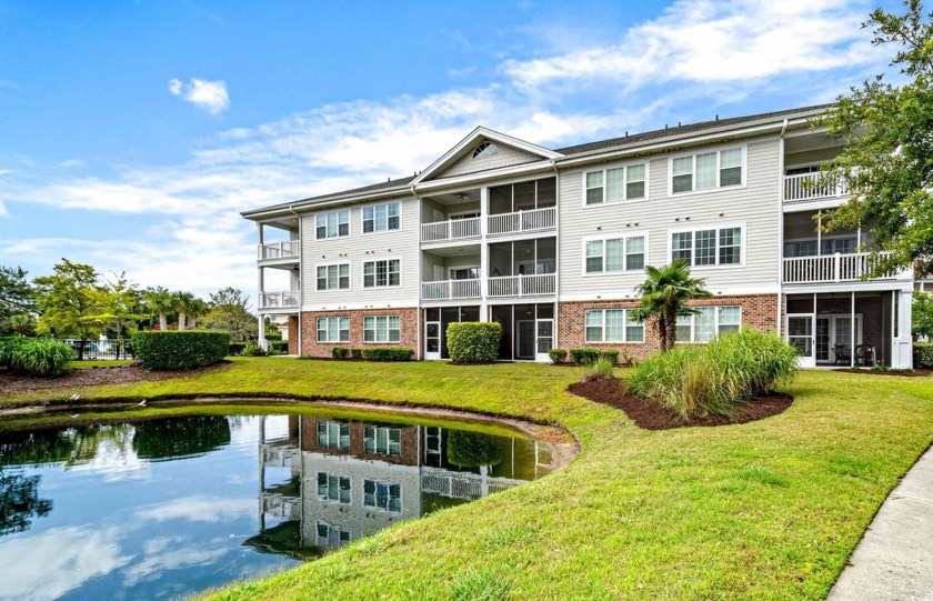 BRIGHT END UNIT gives you extra windows in the living space - Beach Condo for sale in North Myrtle Beach, South Carolina on Beachhouse.com