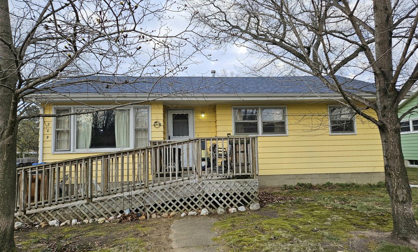 Looking for the right home to live out your dreams in New - Beach Home for sale in New Buffalo, Michigan on Beachhouse.com