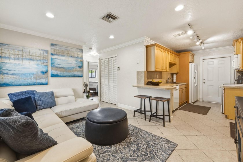 DISCOVER THE PERFECT SOUTH FLORIDA LIFESTYLE IN Pompano Beach - Beach Home for sale in Pompano Beach, Florida on Beachhouse.com