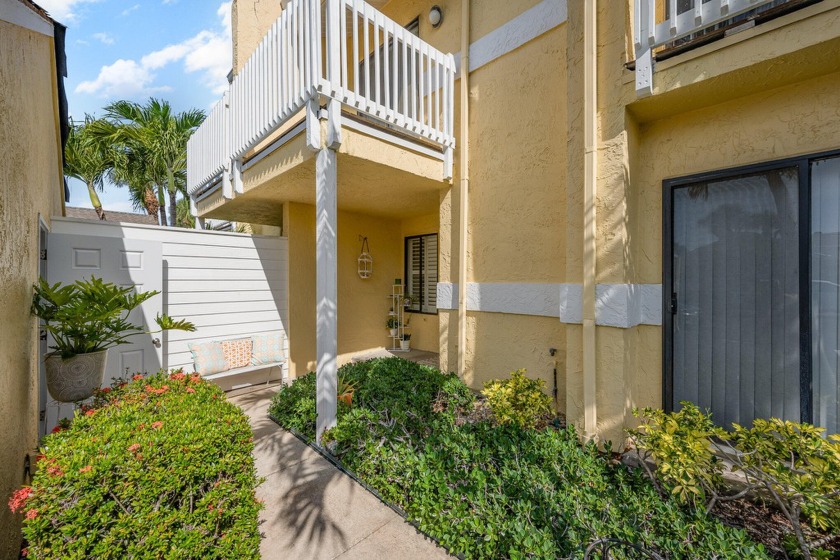 Beautiful lakefront condo just steps from the entrance to - Beach Condo for sale in Melbourne, Florida on Beachhouse.com