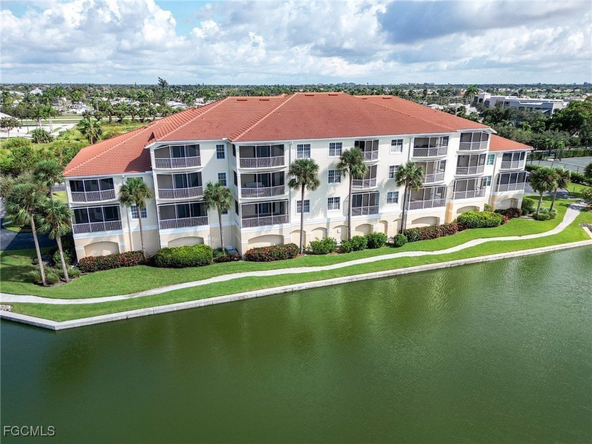 Welcome to SANIBEL VIEW!! This private luxury gated community is - Beach Condo for sale in Fort Myers, Florida on Beachhouse.com