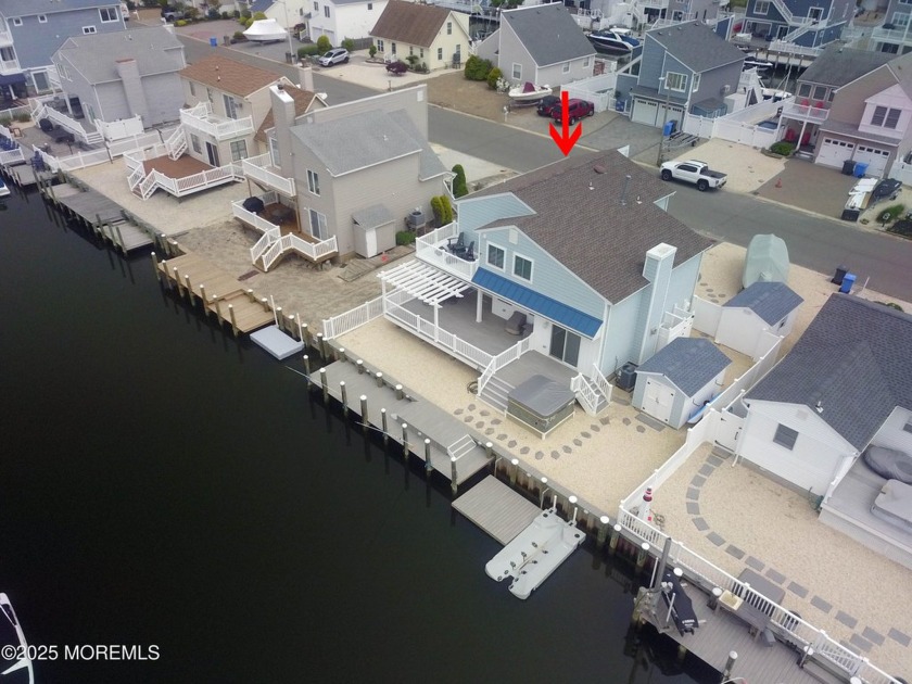 Welcome to 52 Benjamin Drive - Your Waterfront Oasis in East - Beach Home for sale in Manahawkin, New Jersey on Beachhouse.com