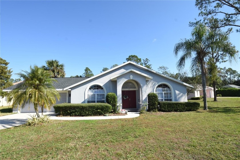 Beautiful 3BR/2BA home on a large corner lot with a private - Beach Home for sale in Palm Coast, Florida on Beachhouse.com