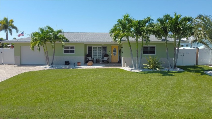RARE opportunity to own a DUNEDIN BOATABLE WATERFRONT home * * * - Beach Home for sale in Dunedin, Florida on Beachhouse.com