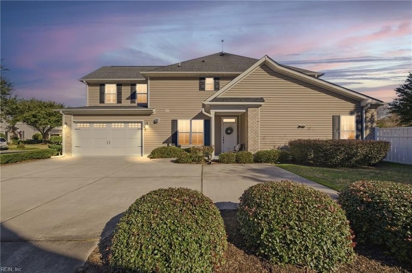 Welcome home to Chelsea Place. This lovely neighborhood - Beach Condo for sale in Virginia Beach, Virginia on Beachhouse.com