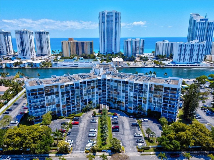 Stunning fully renovated condo with breathtaking views of the - Beach Condo for sale in Hallandale Beach, Florida on Beachhouse.com