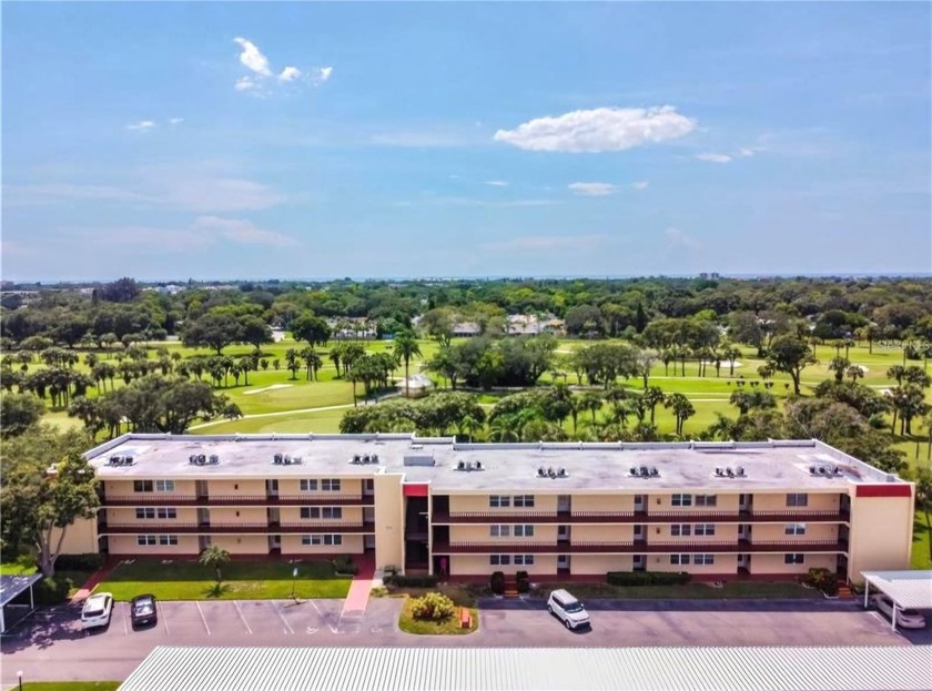 Looking for your Florida Paradise??? This completely remodeled - Beach Condo for sale in Largo, Florida on Beachhouse.com