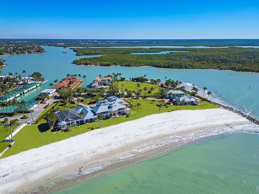 Gordon Pointe. The most unique, exceptional offering in Florida - Beach Acreage for sale in Naples, Florida on Beachhouse.com