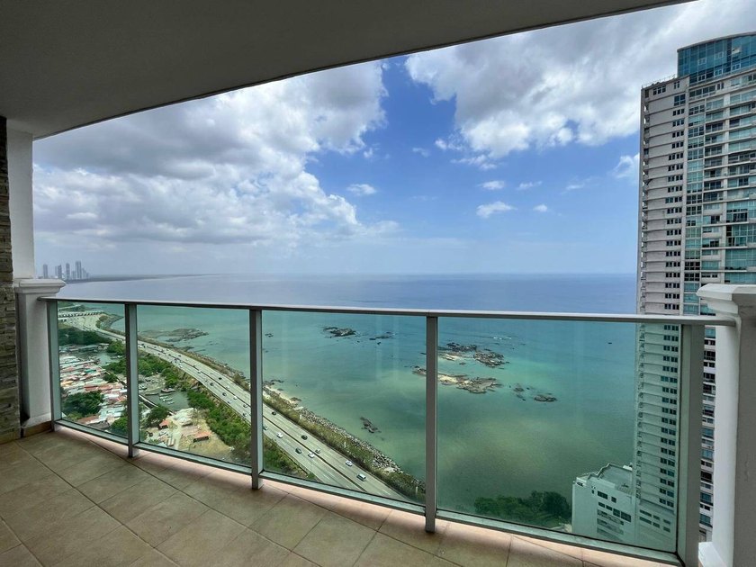 Oceanview Lifestyle Apartment in Punta Pacifica Panama

Located - Beach Condo for sale in Panama City,  on Beachhouse.com